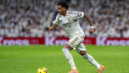 罗德里戈右膝前十字韧带受伤，赛季报销无缘世界杯|马卡报|罗德里戈·埃尔南德斯·卡斯坎特|重创_新浪体育_新浪新闻