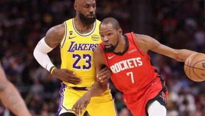 游戏平台注册-湖人首轮「稳」碰火箭：2大核心倒下，球迷提前算起了被横扫概率